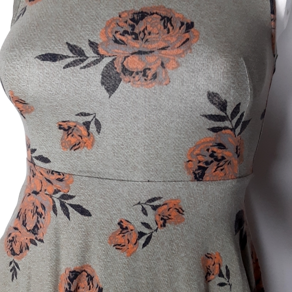 Van's floral skater dress sz xs - Picture 3 of 6